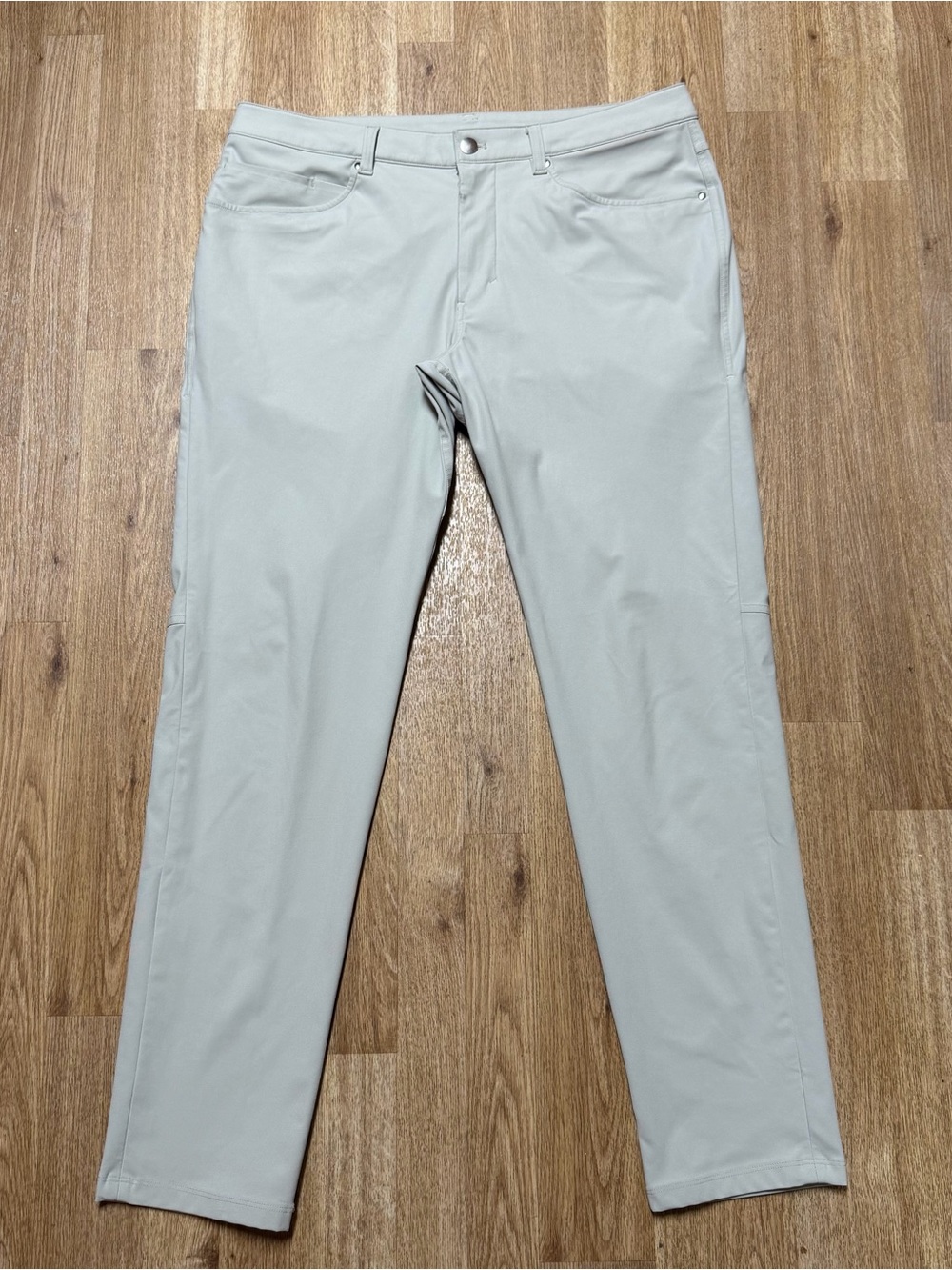 Lululemon Men’s ABC Slim-Fit Pant Warpstreme Size 34 Silverstone M5AD9S EUC